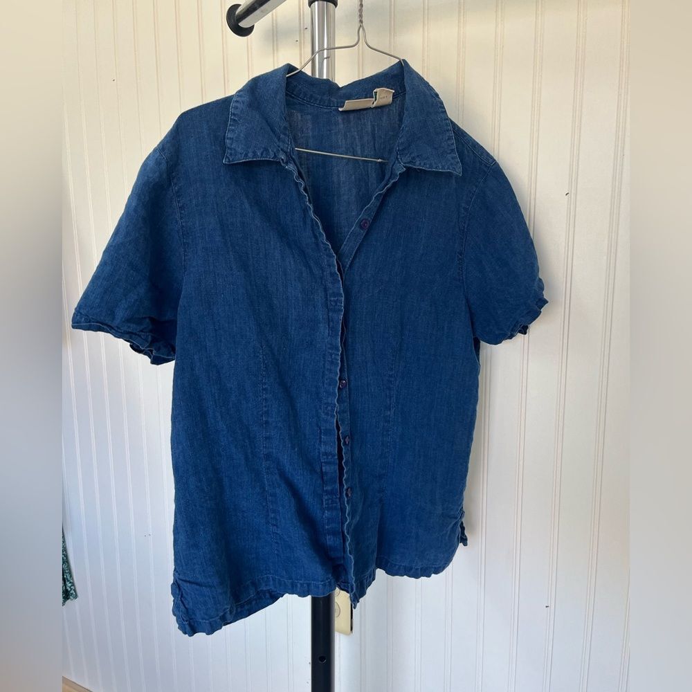 St. John's Bay Casual linen Blue denim Button Down Shirt